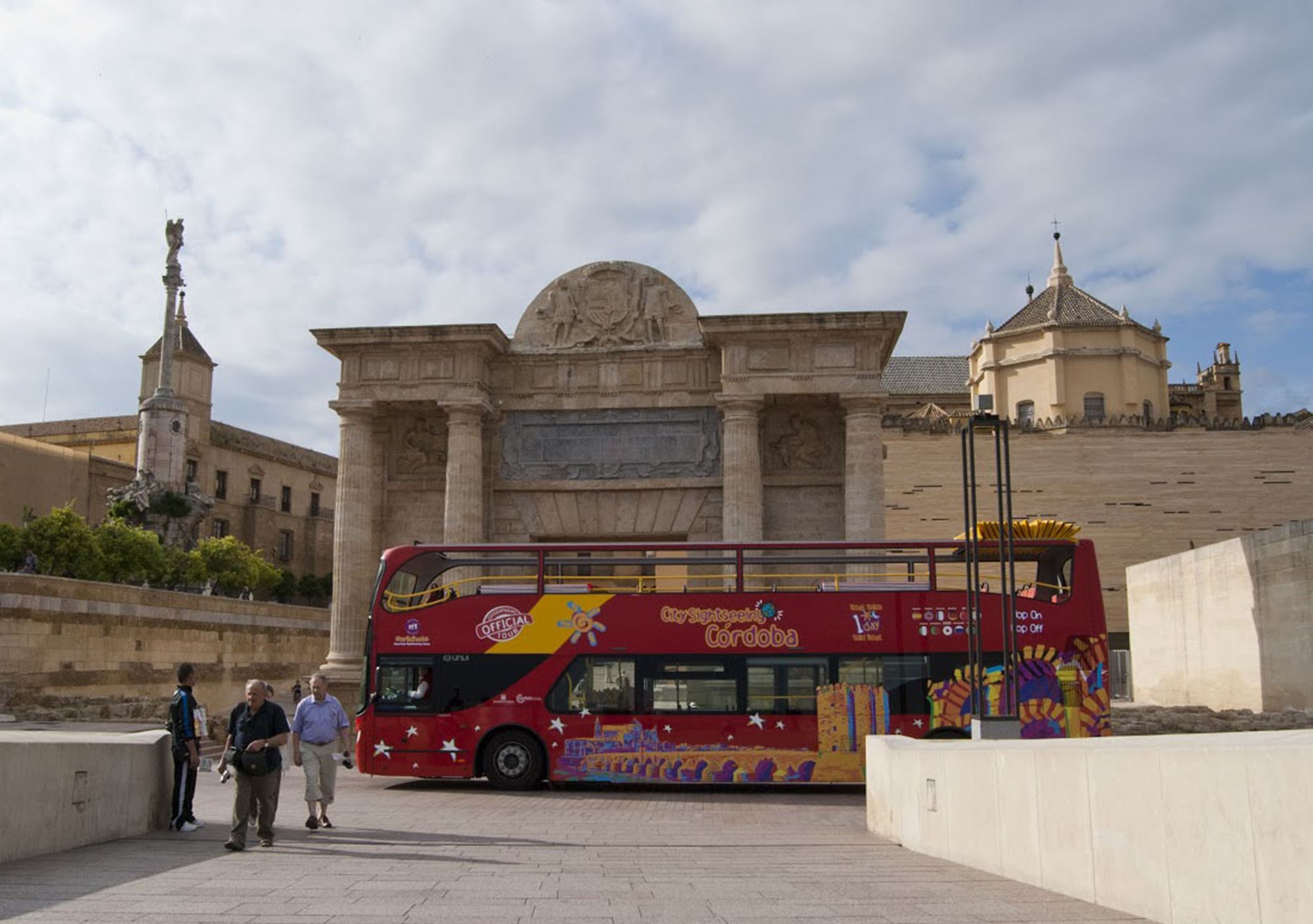 acheter réservations réserver visites guidées tours billets visiter Bus Touristique City Sightseeing cordoue Cordoba